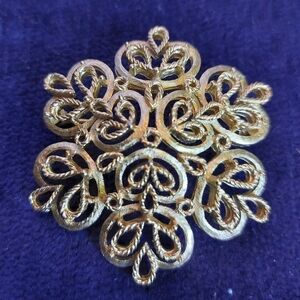 Crown Trifari Gold Tone Brooch